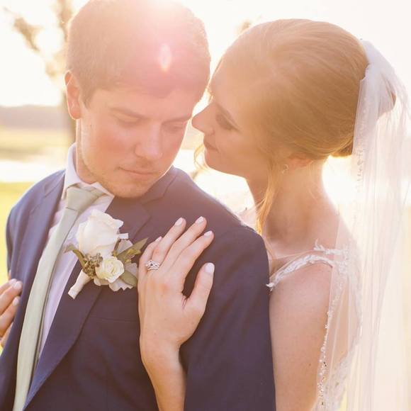 Meet your Posher, Alyssa - Picture 1 of 1